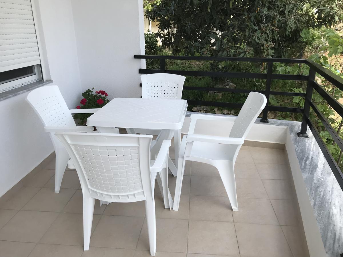 סרנדה Kosta'S City Apartment מראה חיצוני תמונה